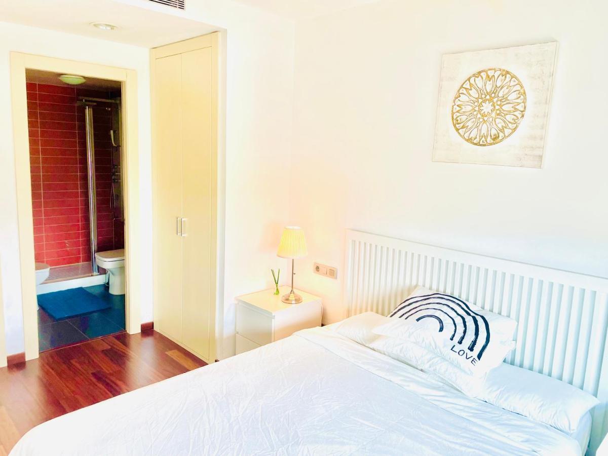Forum De Barcelona Sea View Apartment With Garage Parking Sant Adria de Besos Exterior photo