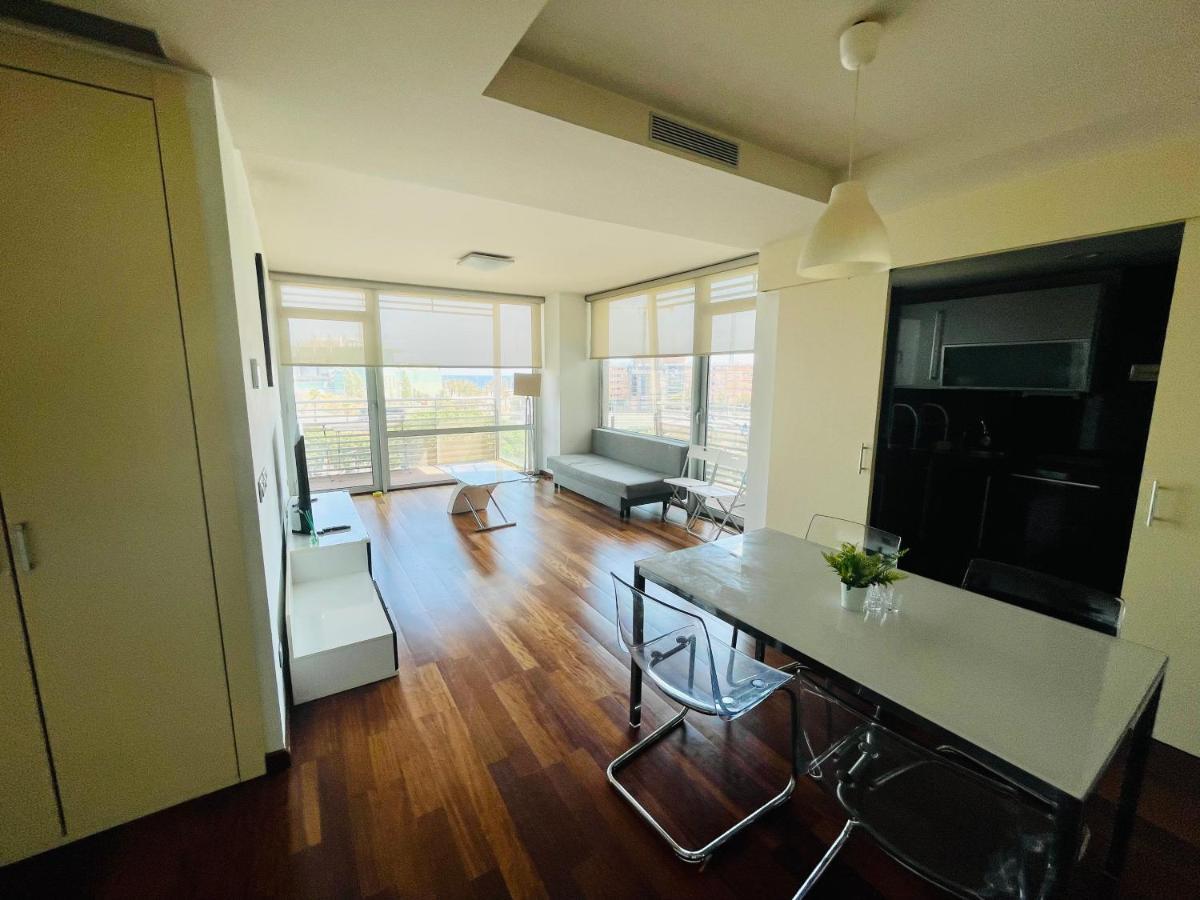 Forum De Barcelona Sea View Apartment With Garage Parking Sant Adria de Besos Exterior photo